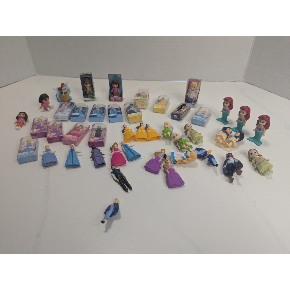 Huge Disney Mini Brands Lot Boxed & Loose Figures Princess Frozen Dora Zuru 40pc